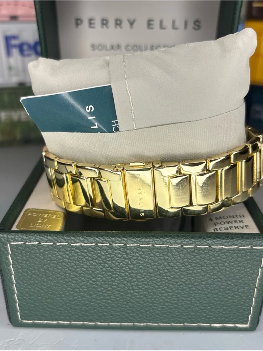 Perry Ellis perry ellis